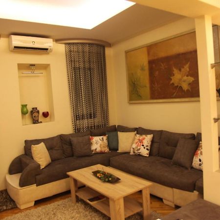 Apartment No 5 Pristina Extérieur photo