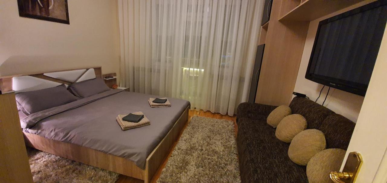 Apartment No 5 Pristina Extérieur photo